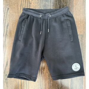East Coast Lifestyle men's fleece shorts with tie closure (size M) NWOT